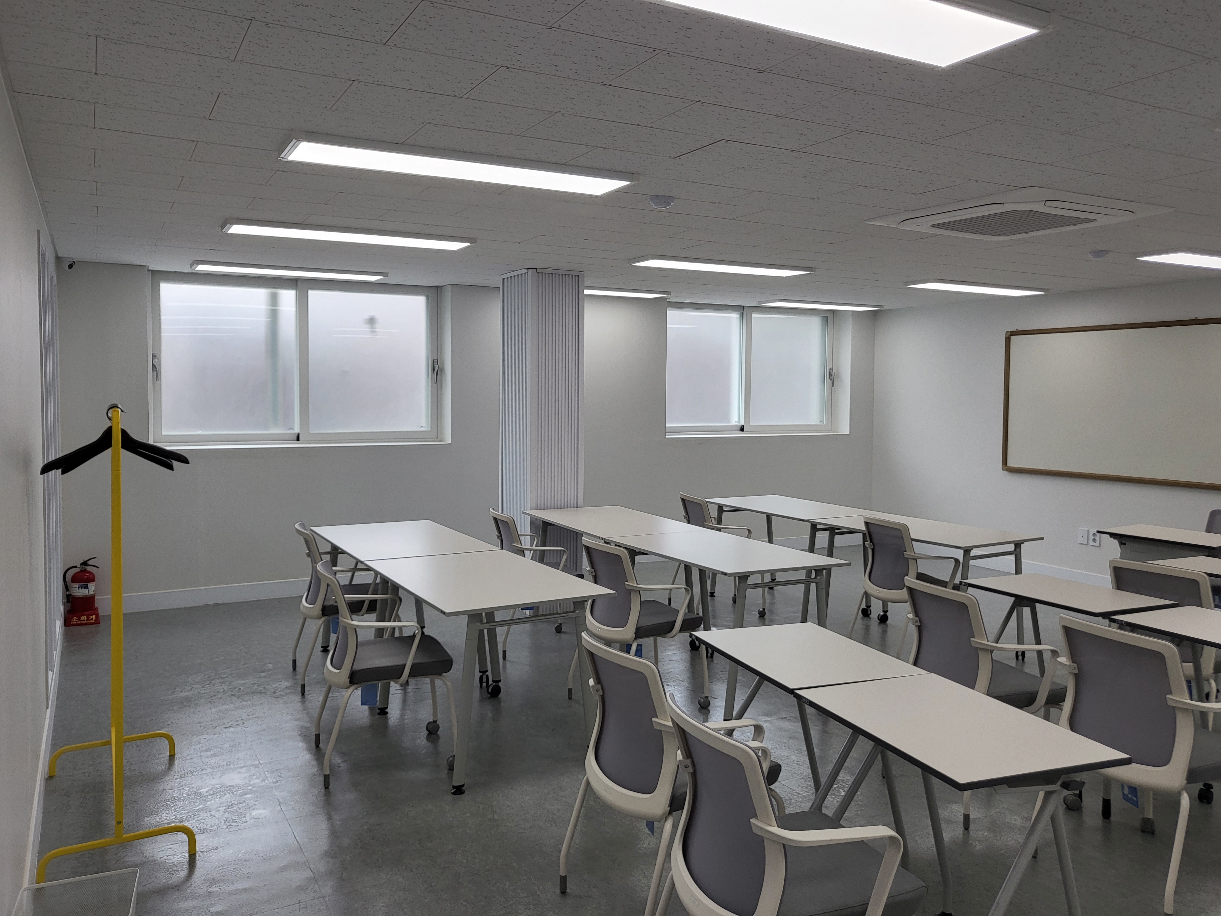 Talk Wise Classroom Background